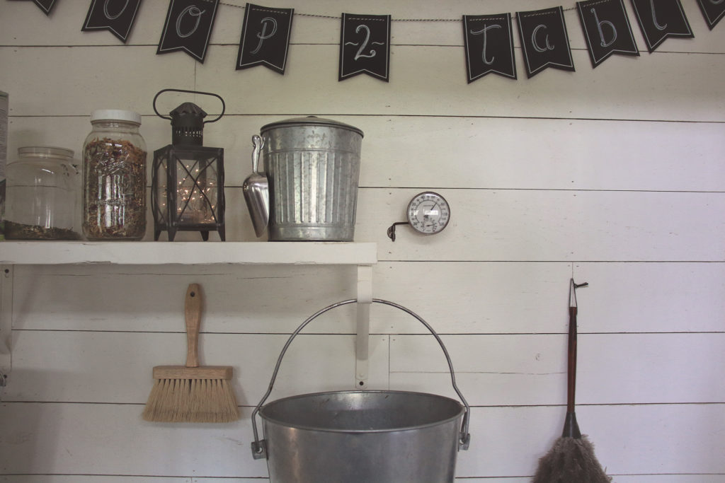 Three Little Blackbirds - Farmhouse style chicken coop